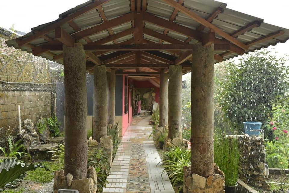 Pias Poppies Hotel 兰特包 外观 照片